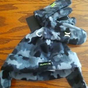 Hurley toddler hat & mitten set